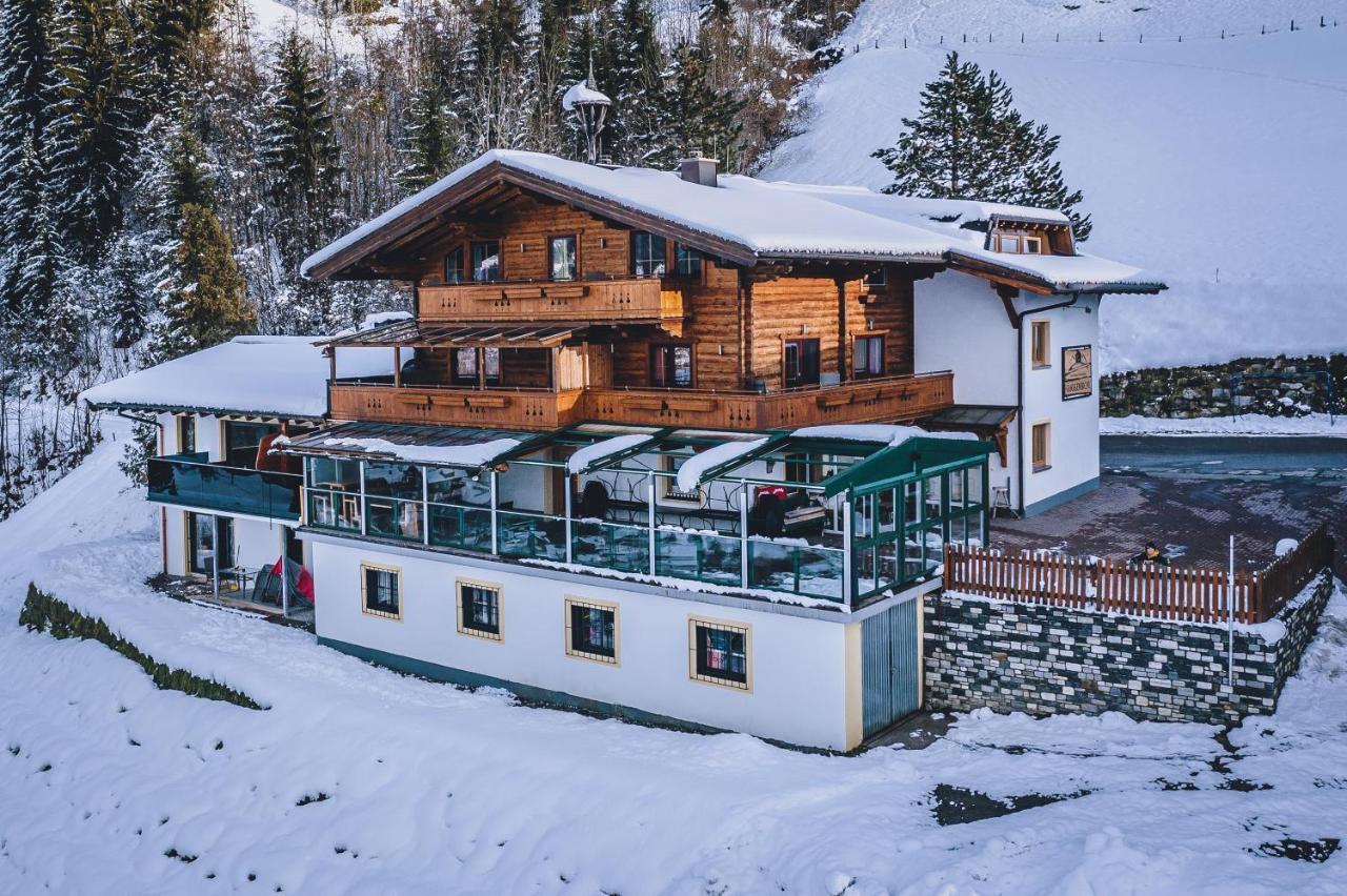 Panorama Hotel Guggenbichl: Alpine Views & Spa Access Kaprun Exterior photo