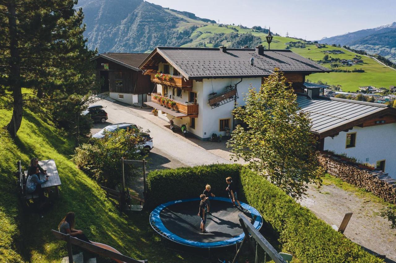 Panorama Hotel Guggenbichl: Alpine Views & Spa Access Kaprun Exterior photo