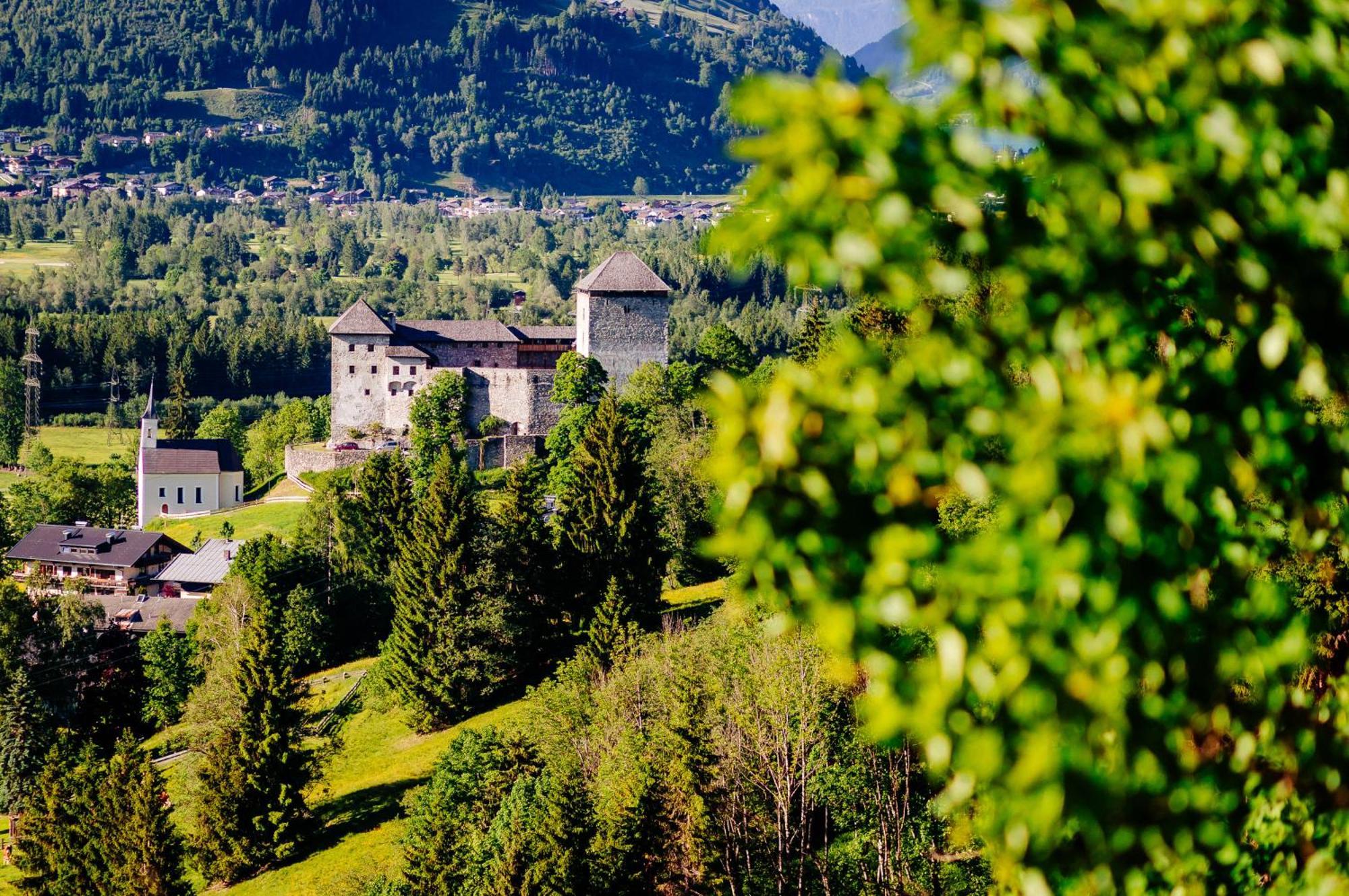 Panorama Hotel Guggenbichl: Alpine Views & Spa Access Kaprun Exterior photo