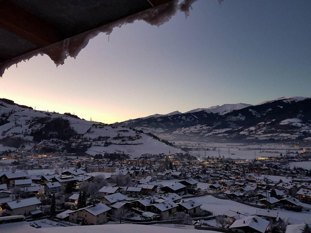 Panorama Hotel Guggenbichl: Alpine Views & Spa Access Kaprun Exterior photo